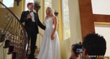 Невеста трахнула фотографа перед церемонией