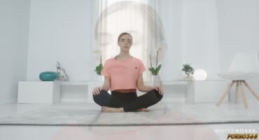 Медитация и йога окончена, так что можно и потрахаться 