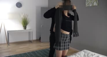 Московскую проститутку шантажом насадили на штуцер