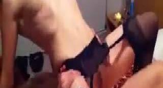 Casey Calvert стонет в веревках от жесткого насилия над ее киской